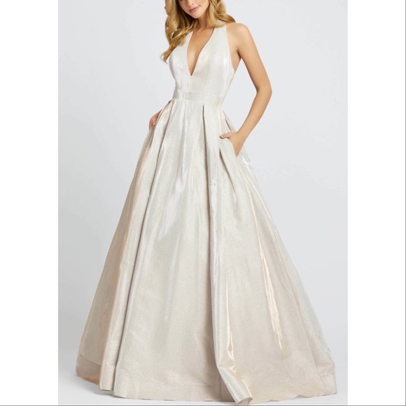 Mac Duggal Ieena 25939 Halter V-Neck Shimmer Ballgown
